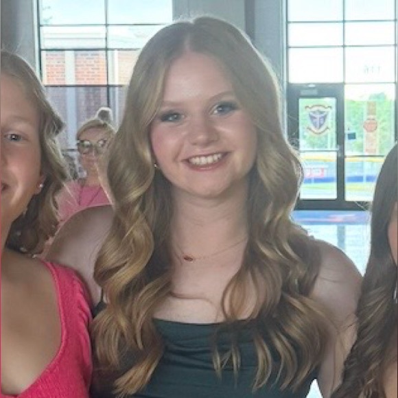 lyonskylee43